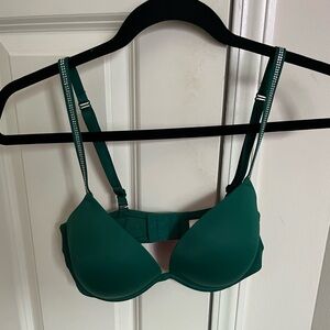VS PINK Green Shine Strap Super Push Up Bra